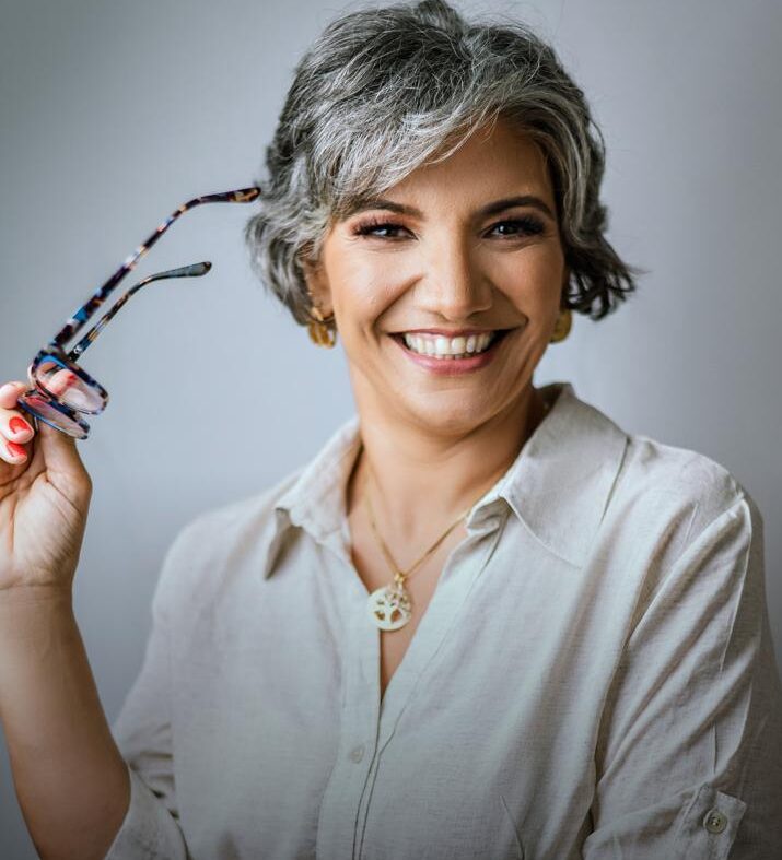 ❏ A fisioterapeuta Carmem Rita, proprietária de clínica de pilates, avalia que empreender é uma forma de ampliar o impacto do propósito de vida (Foto: Arquivo Pessoal).